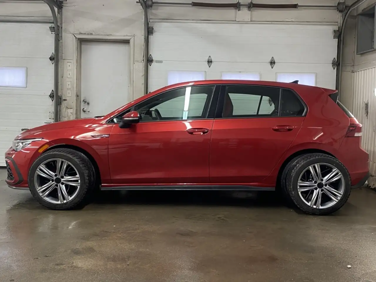 Volkswagen Golf GTI photo Volkswagen Golf GTI