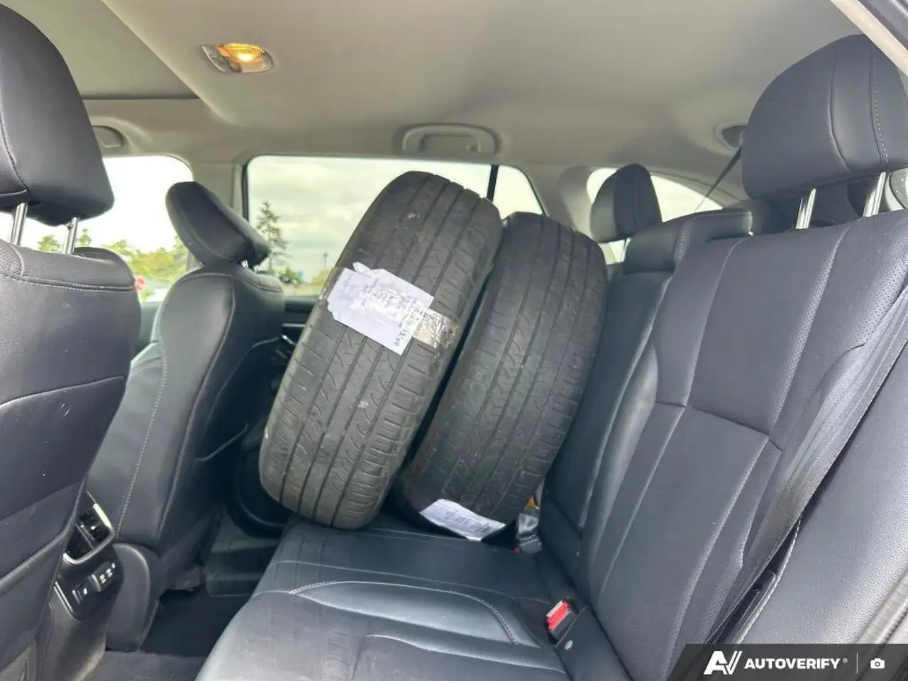 Subaru OUTBACK photo Subaru OUTBACK