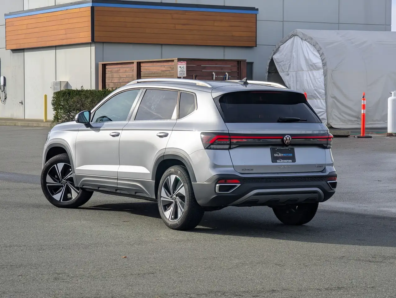 Volkswagen Taos photo Volkswagen Taos
