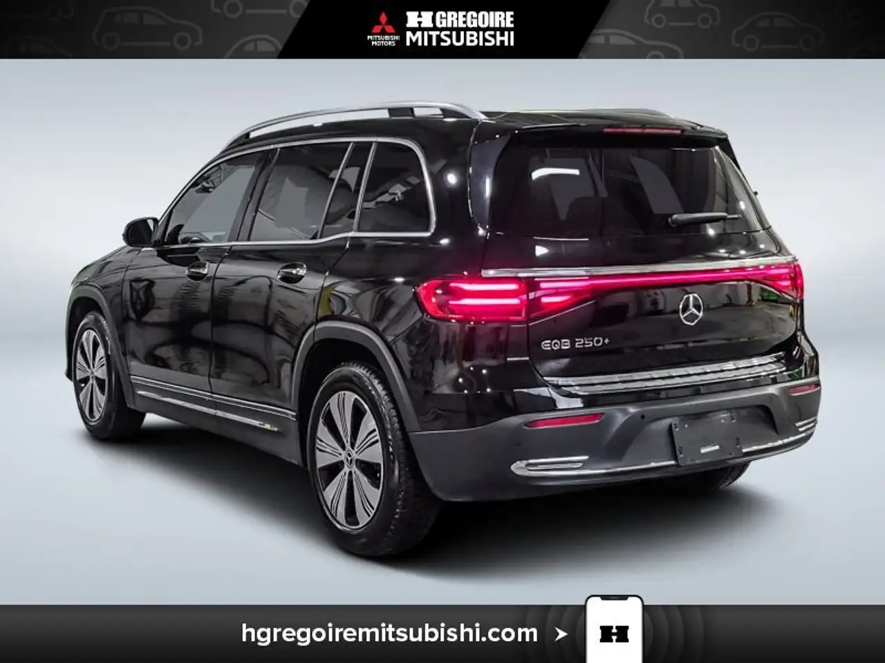 Mercedes-Benz EQB снимка Mercedes-Benz EQB