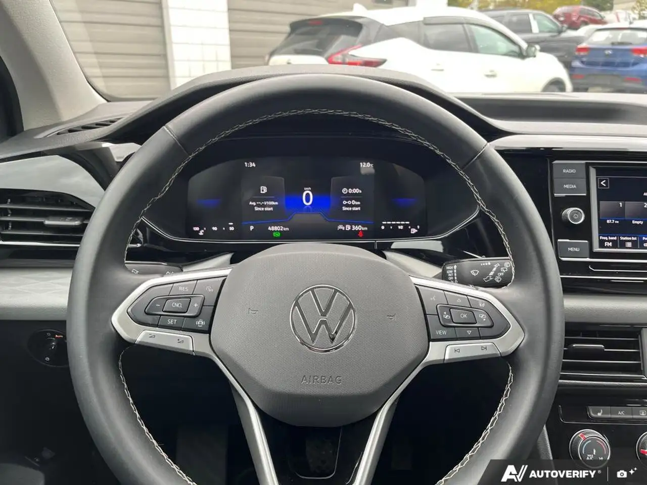 Volkswagen Taos снимка Volkswagen Taos