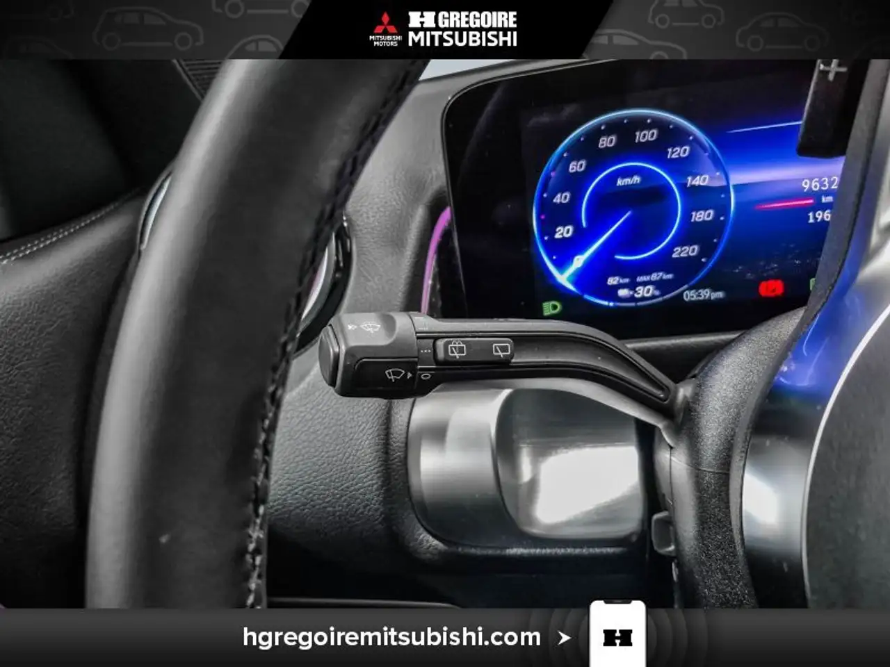 Mercedes-Benz EQB снимка Mercedes-Benz EQB
