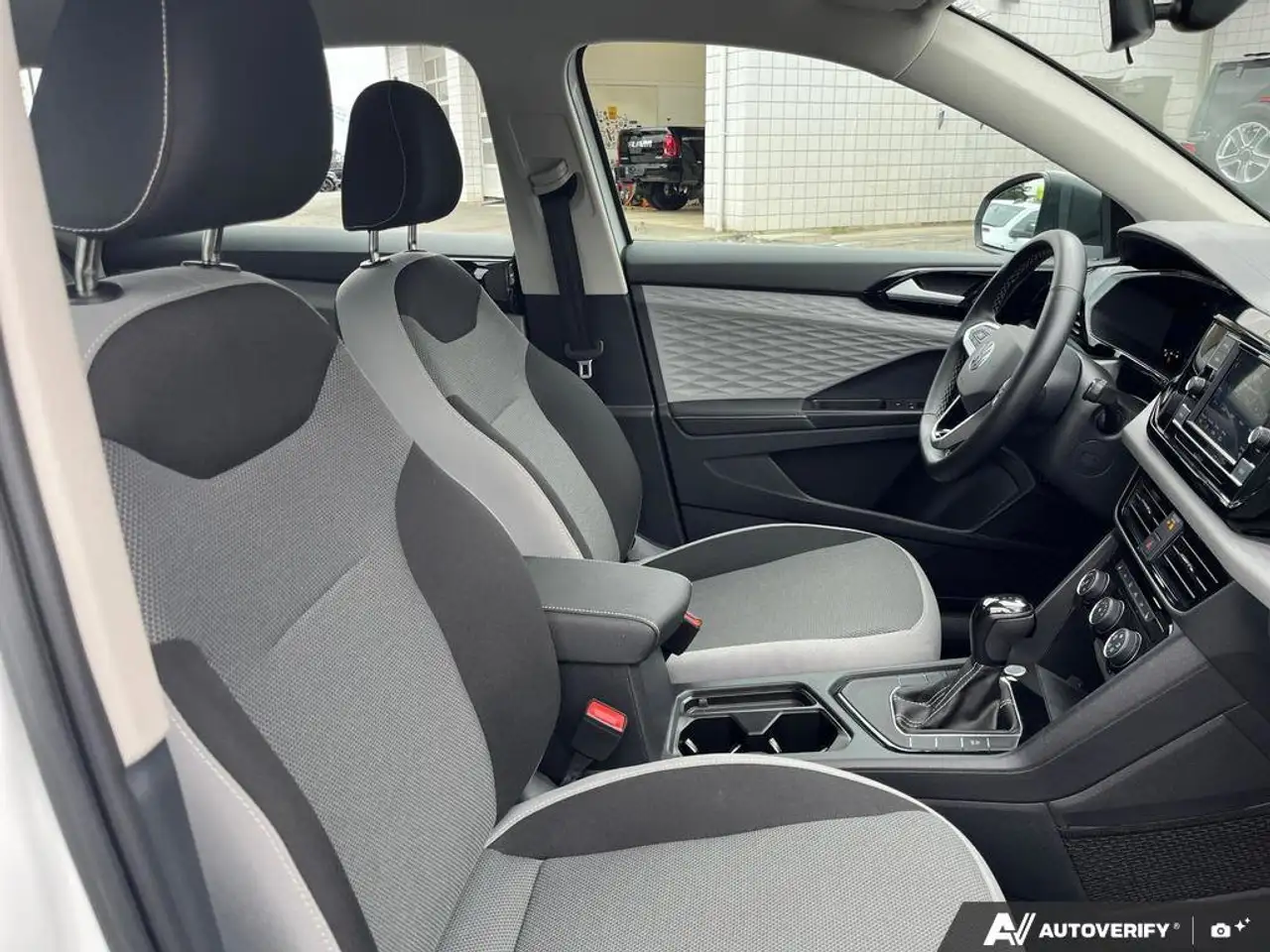 Volkswagen Taos снимка Volkswagen Taos