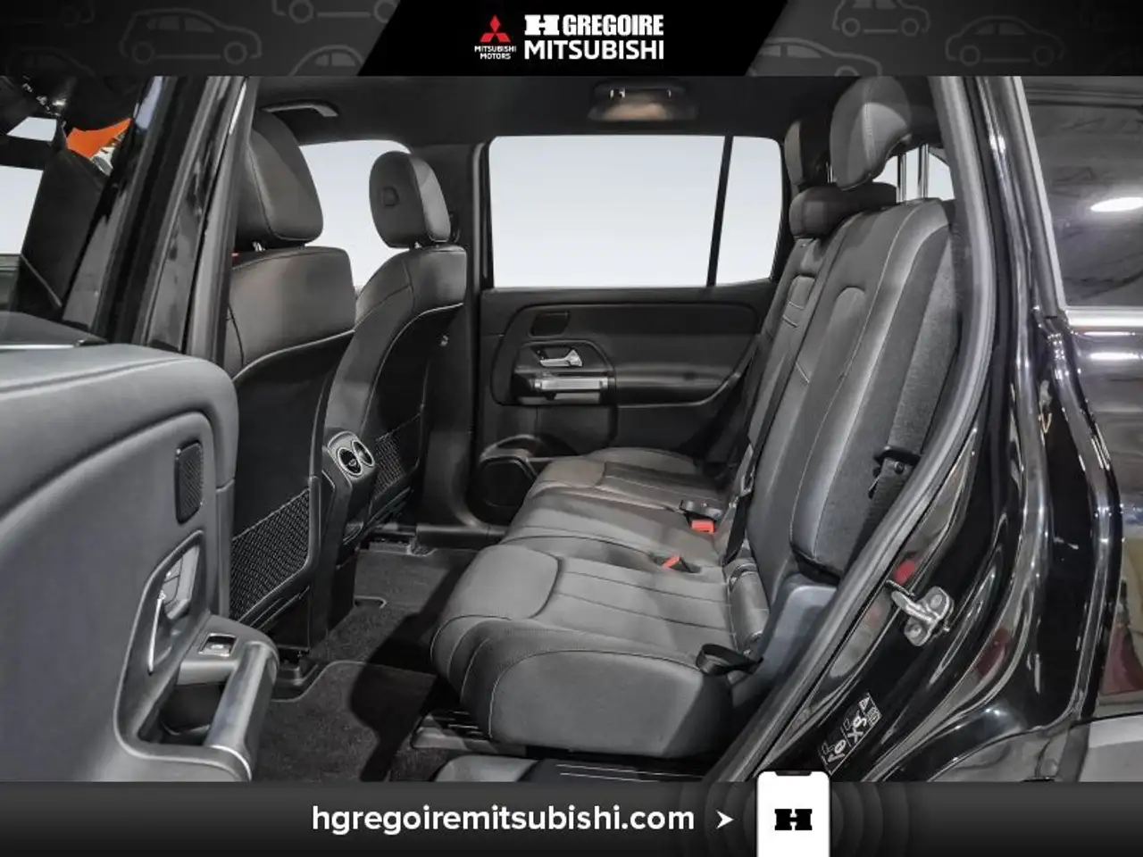 Mercedes-Benz EQB снимка Mercedes-Benz EQB