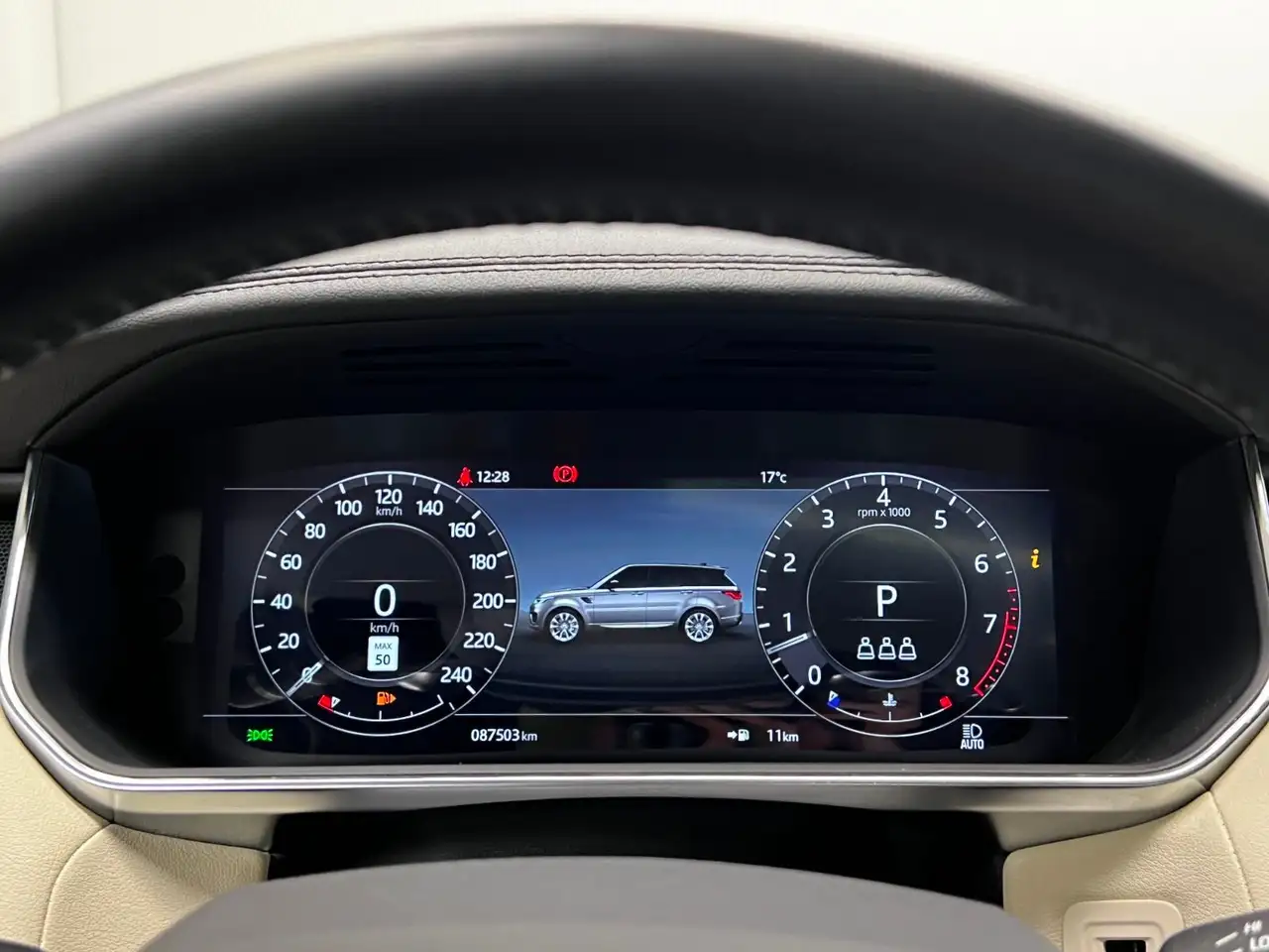 Land Rover Range Rover Sport снимка Land Rover Range Rover Sport