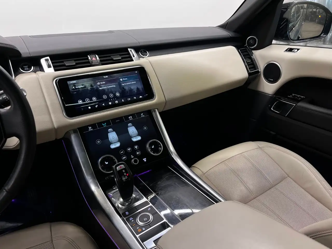 Land Rover Range Rover Sport снимка Land Rover Range Rover Sport