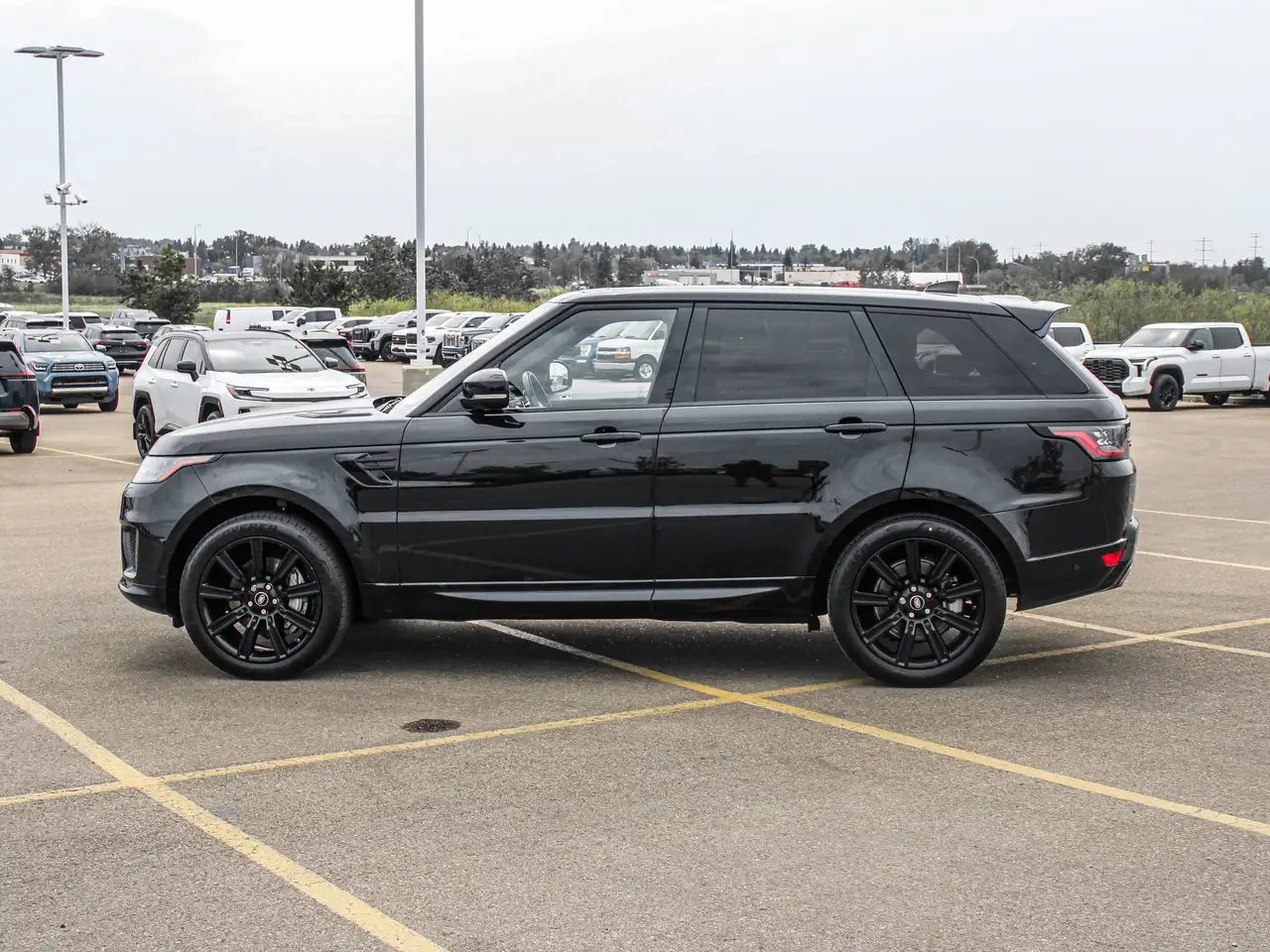Land Rover Range Rover Sport photo Land Rover Range Rover Sport
