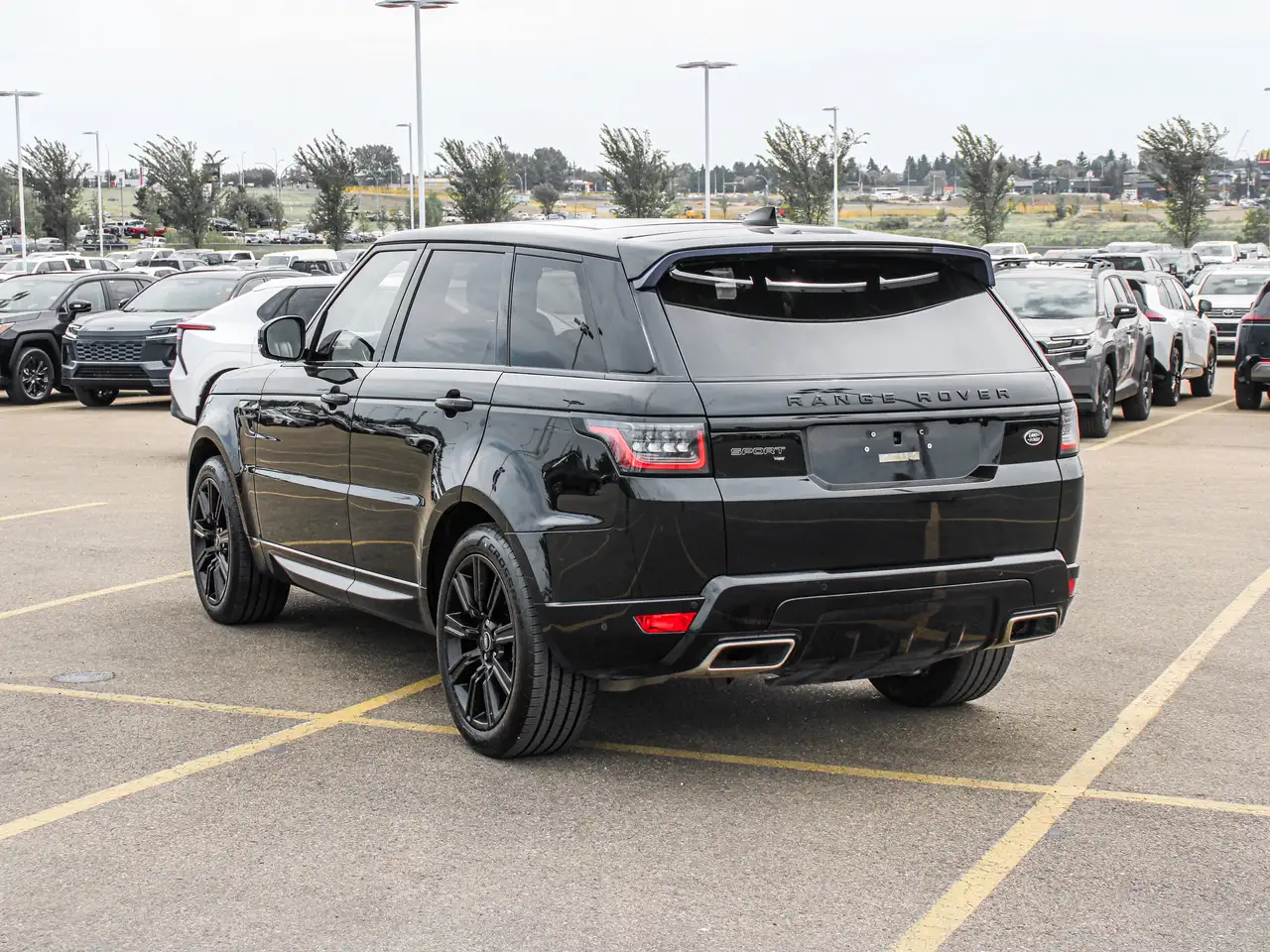 Land Rover Range Rover Sport photo Land Rover Range Rover Sport