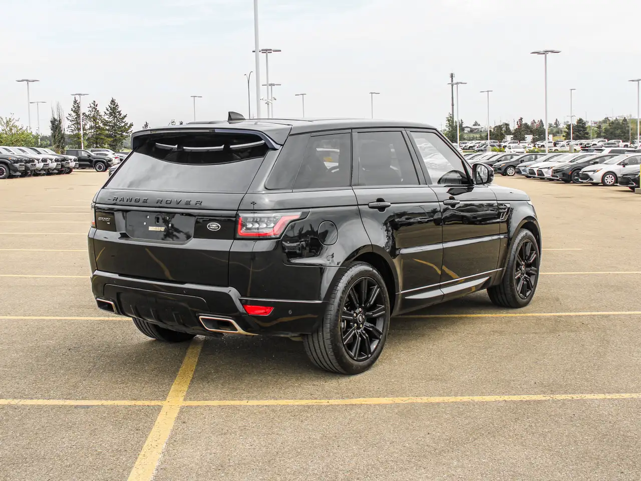 Land Rover Range Rover Sport photo Land Rover Range Rover Sport