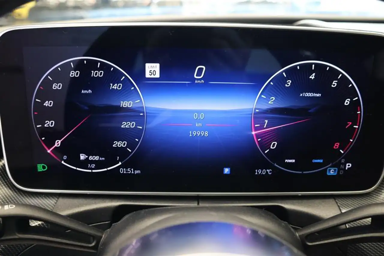 Mercedes-Benz CLE снимка Mercedes-Benz CLE