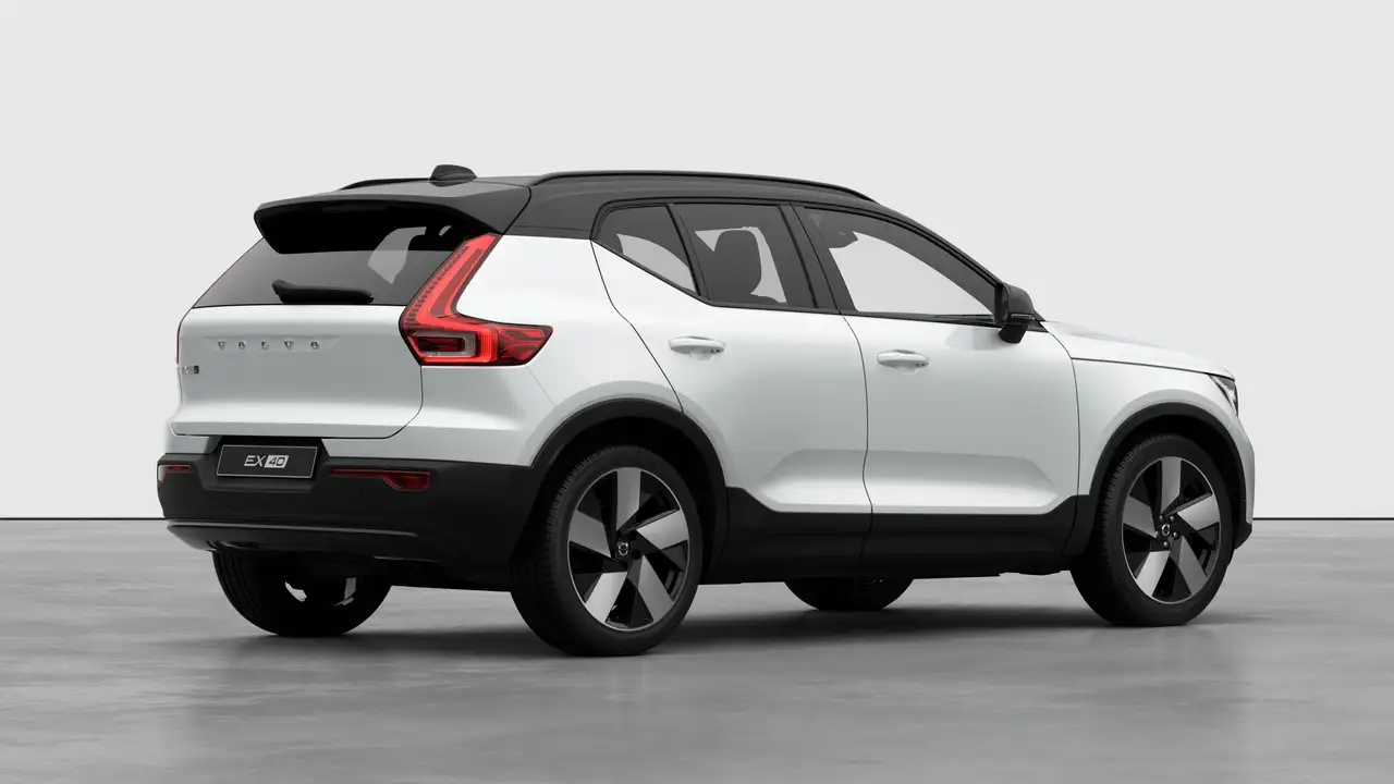 Volvo EX40 снимка Volvo EX40