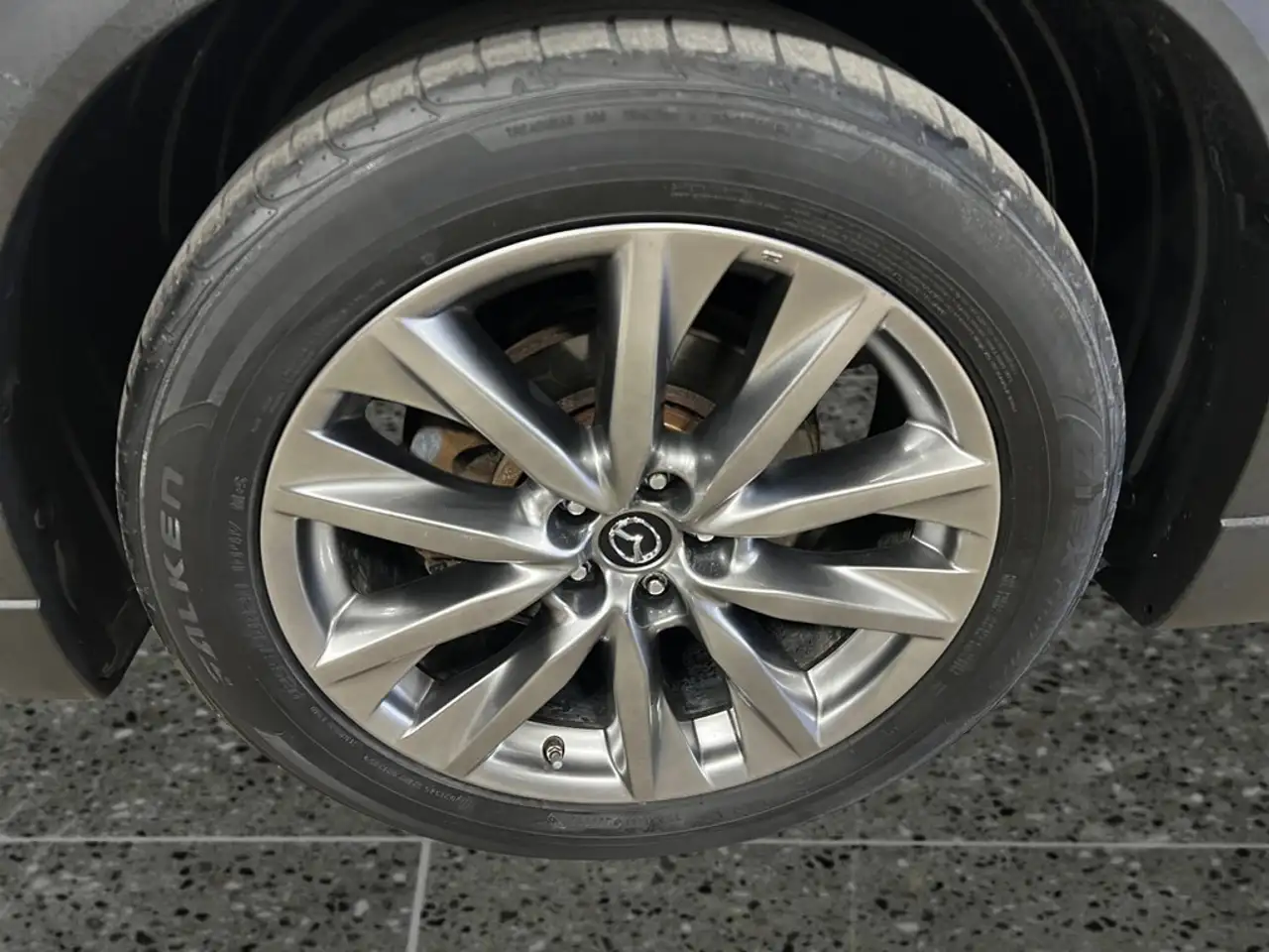 Mazda CX-9 photo Mazda CX-9
