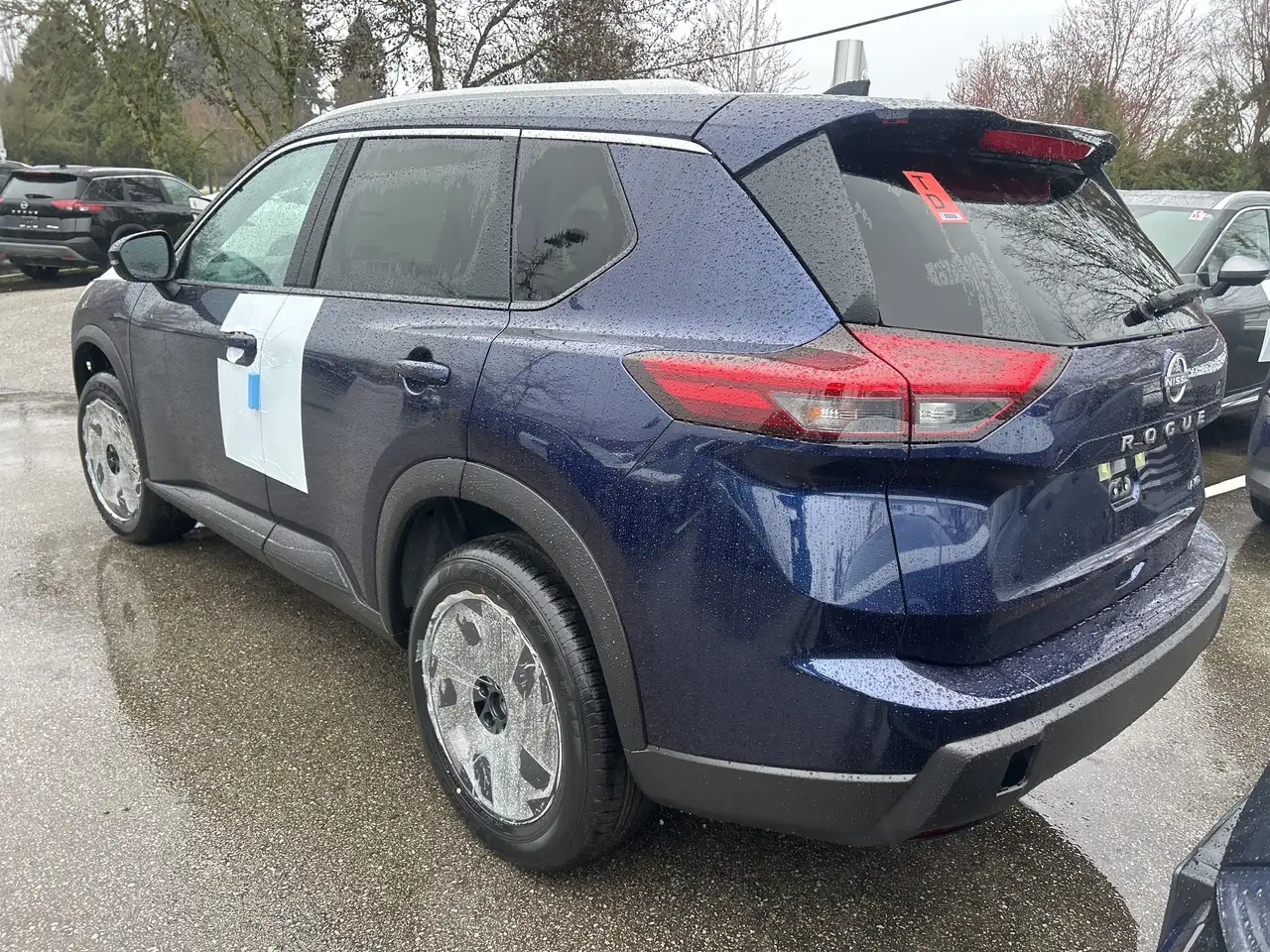 Nissan Rogue снимка Nissan Rogue