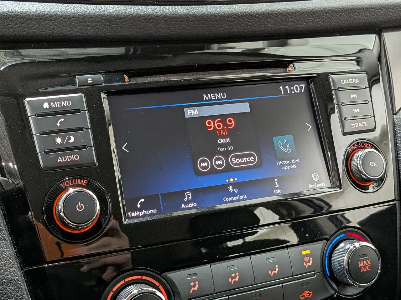 Nissan Qashqai снимка Nissan Qashqai