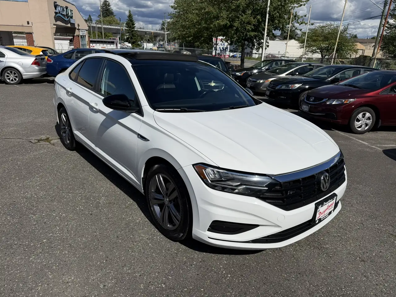 Volkswagen Jetta снимка Volkswagen Jetta