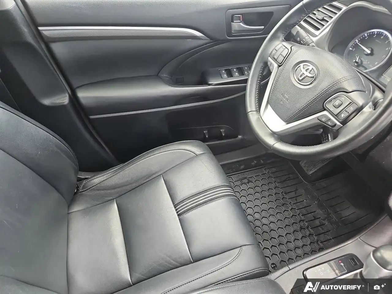 Toyota Highlander fotografie Toyota Highlander