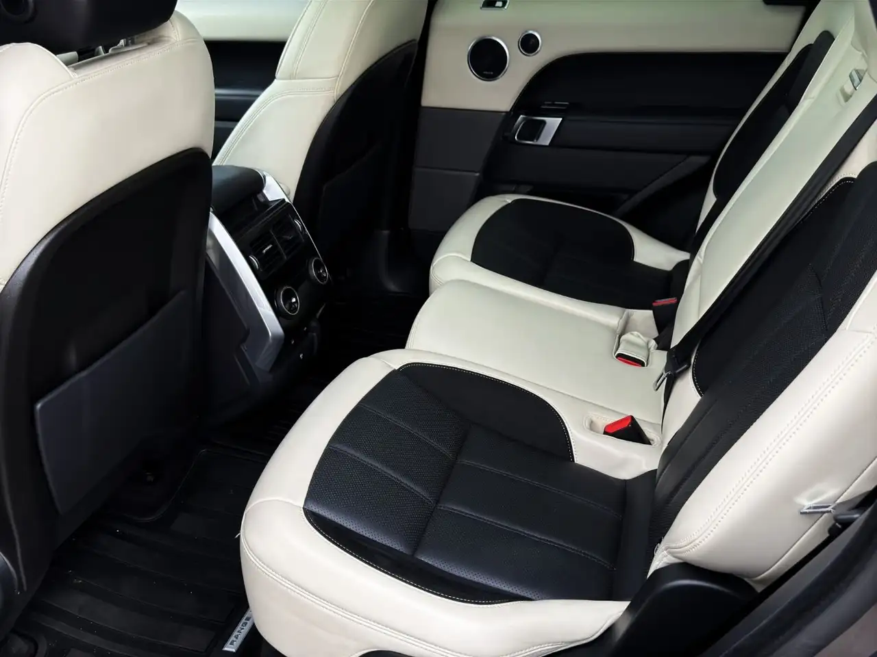 Land Rover Range Rover Sport fotografie Land Rover Range Rover Sport