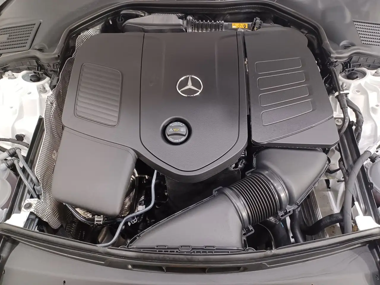 Mercedes-Benz C-Class photo Mercedes-Benz C-Class