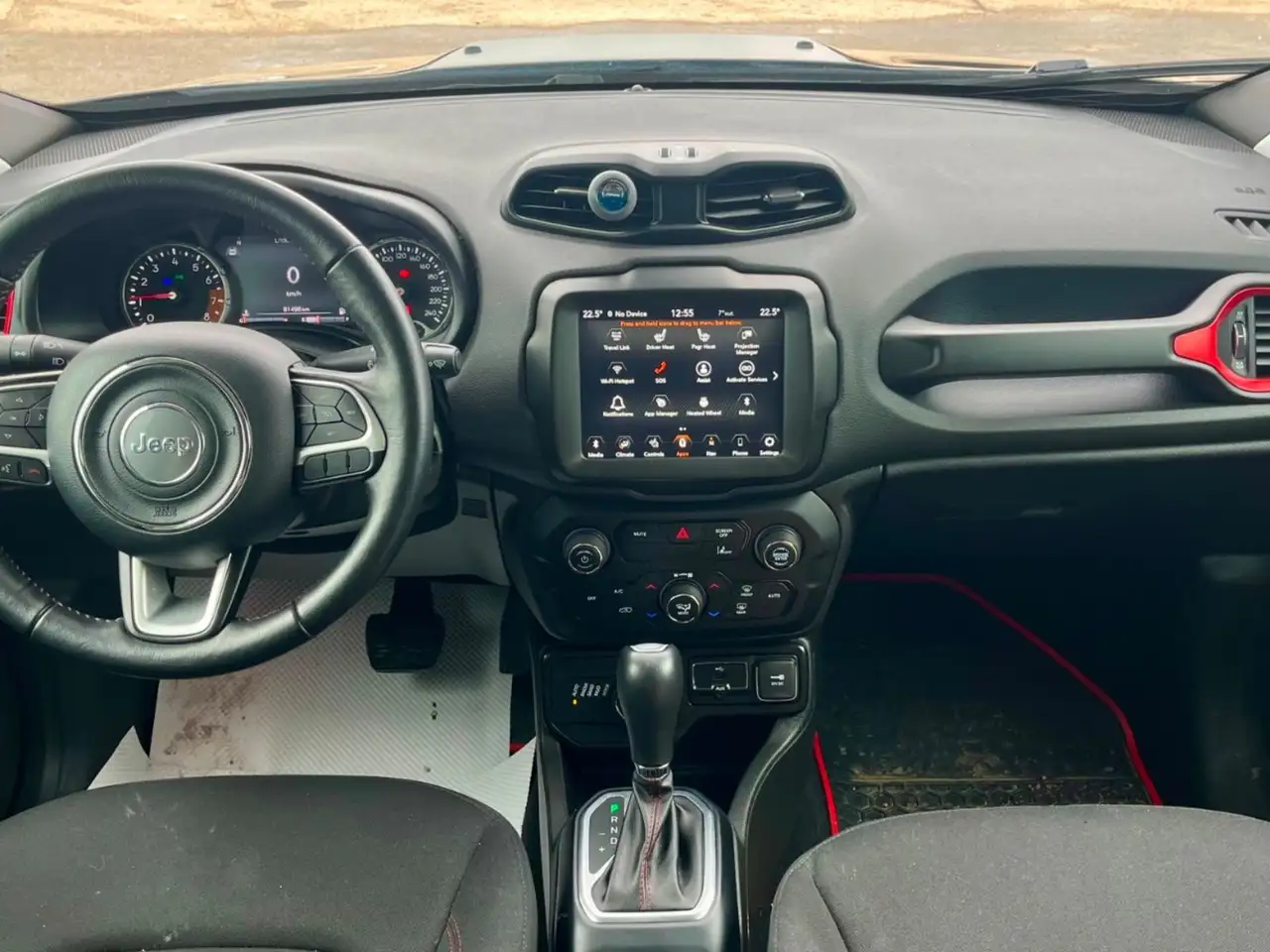 Jeep Renegade снимка Jeep Renegade