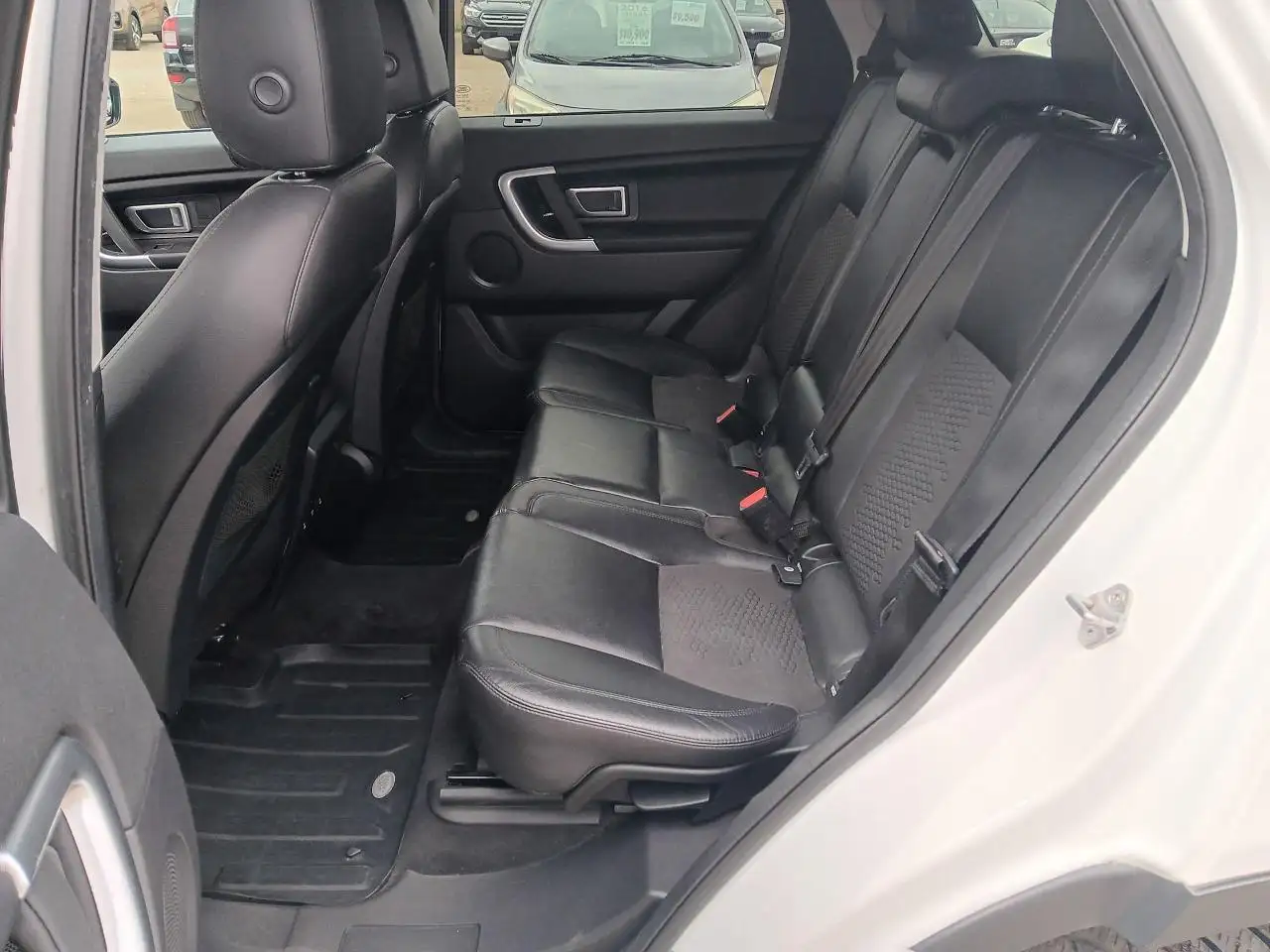 Land Rover Discovery Sport fotografie Land Rover Discovery Sport