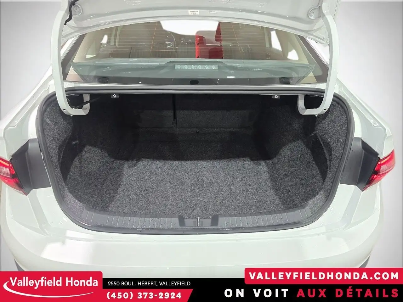 Volkswagen Jetta снимка Volkswagen Jetta