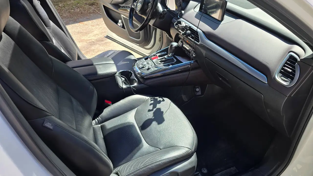 Mazda CX-9 снимка Mazda CX-9
