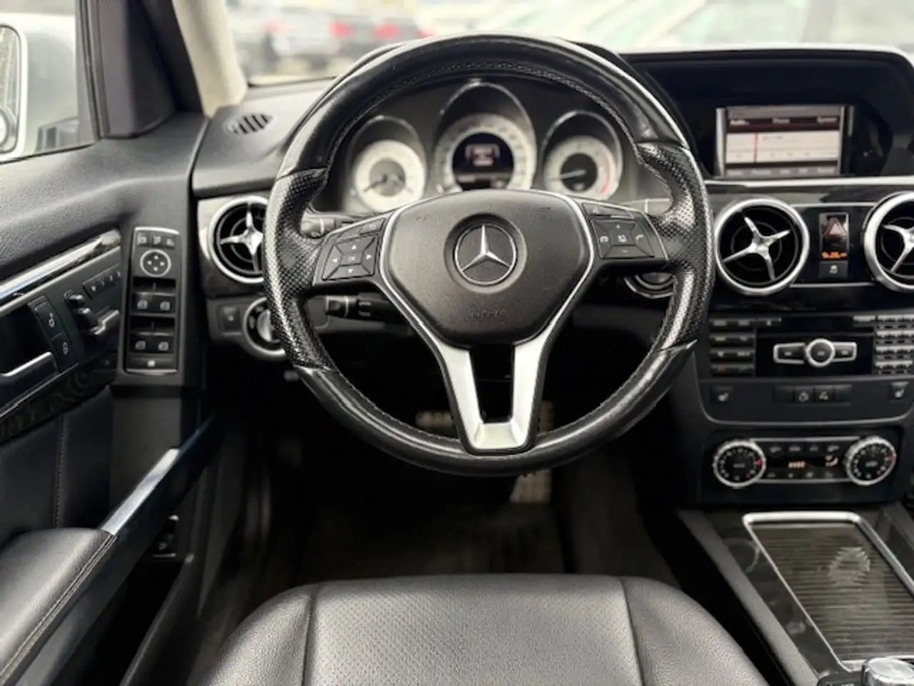 Mercedes-Benz GLK-Class photo Mercedes-Benz GLK-Class