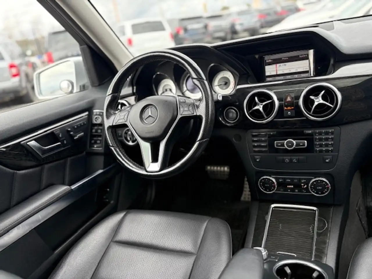 Mercedes-Benz GLK-Class photo Mercedes-Benz GLK-Class