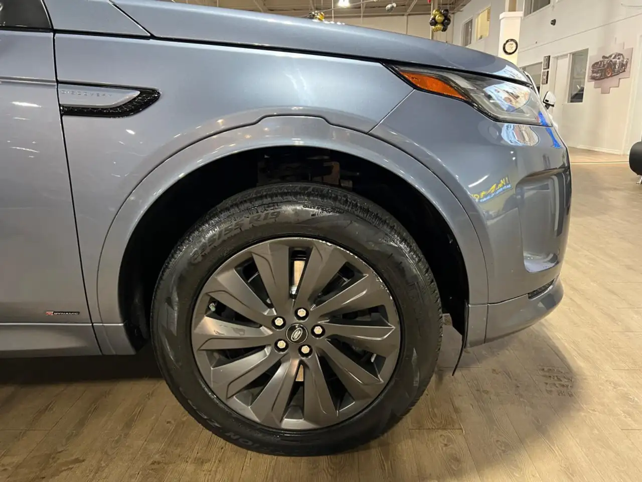 Land Rover Discovery Sport снимка Land Rover Discovery Sport