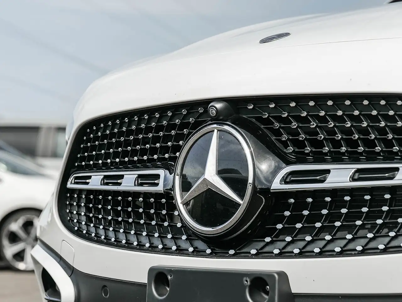 Mercedes-Benz GLA снимка Mercedes-Benz GLA