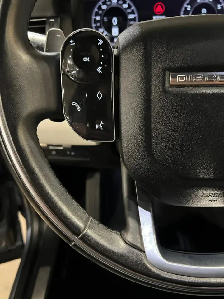 Land Rover Discovery Sport снимка Land Rover Discovery Sport