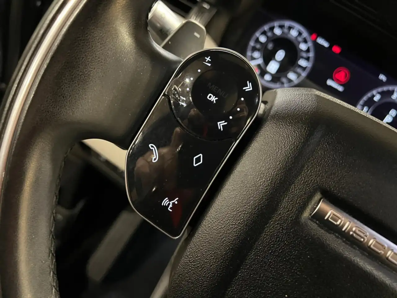 Land Rover Discovery Sport снимка Land Rover Discovery Sport
