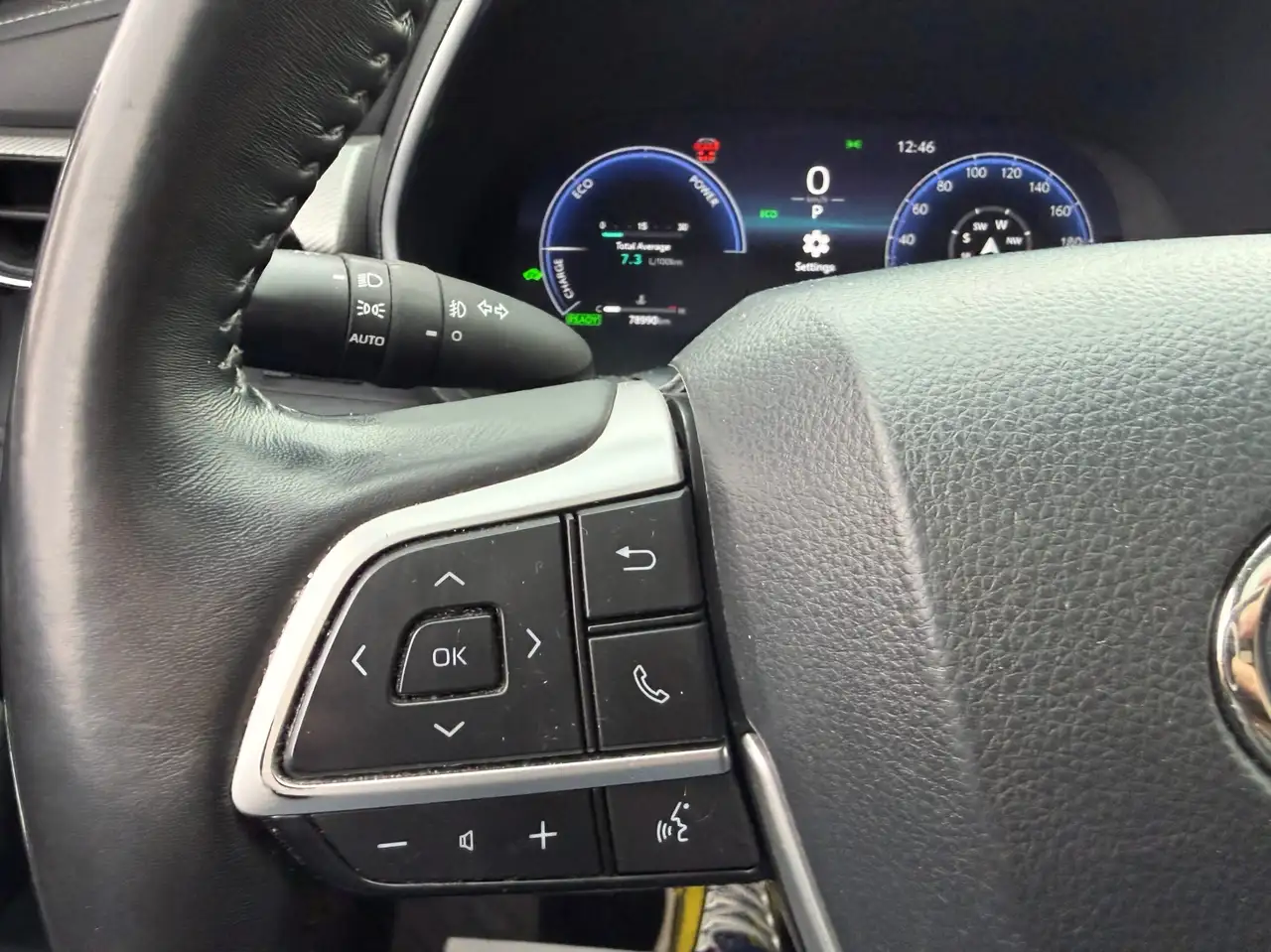 Toyota Highlander снимка Toyota Highlander