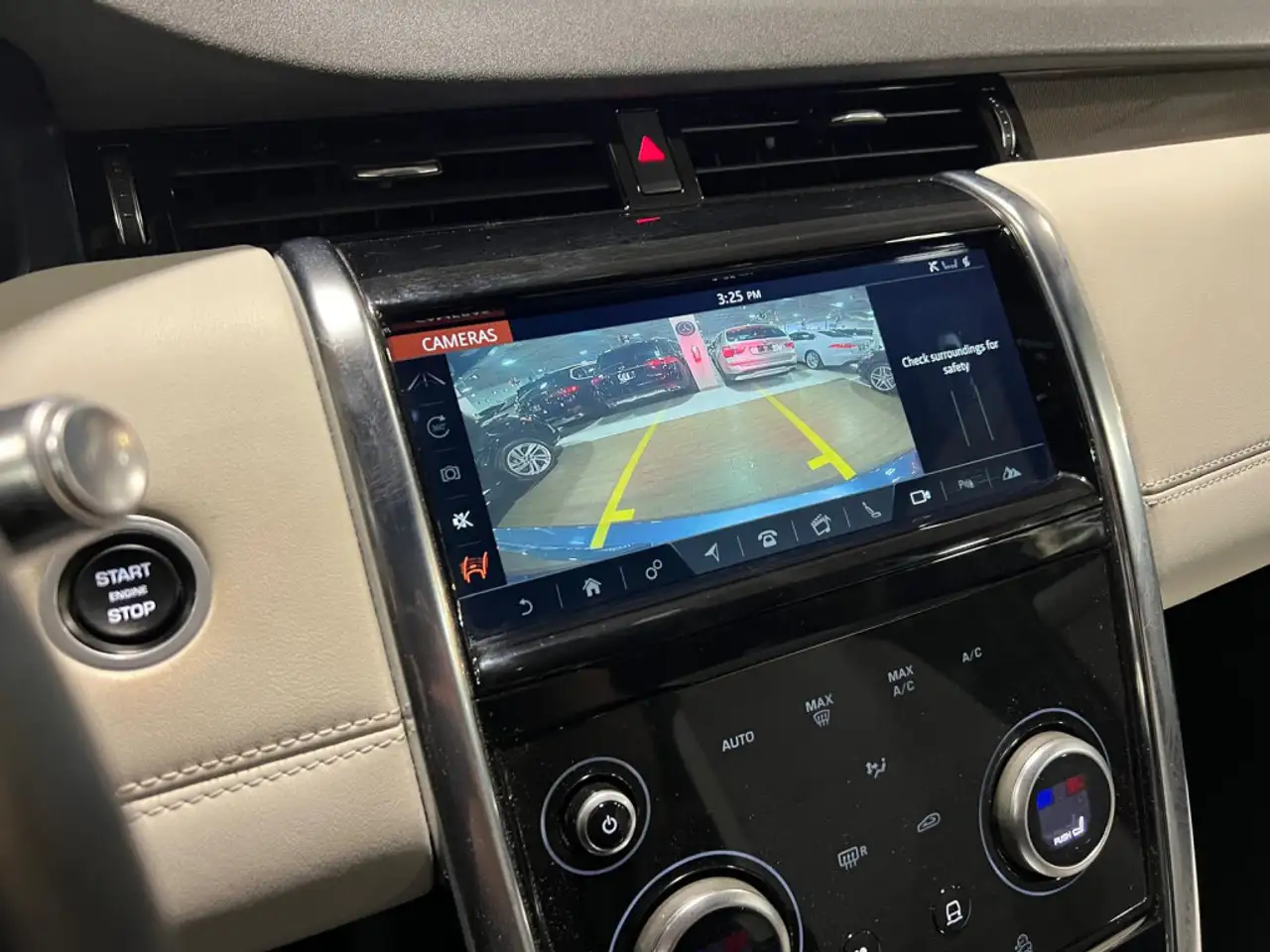 Land Rover Discovery Sport снимка Land Rover Discovery Sport