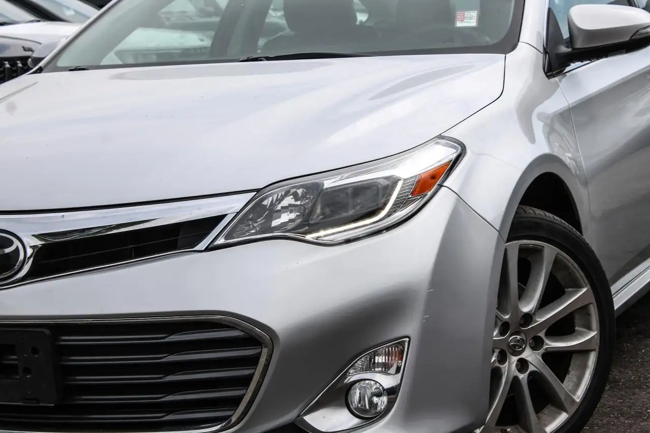 Toyota Avalon photo Toyota Avalon