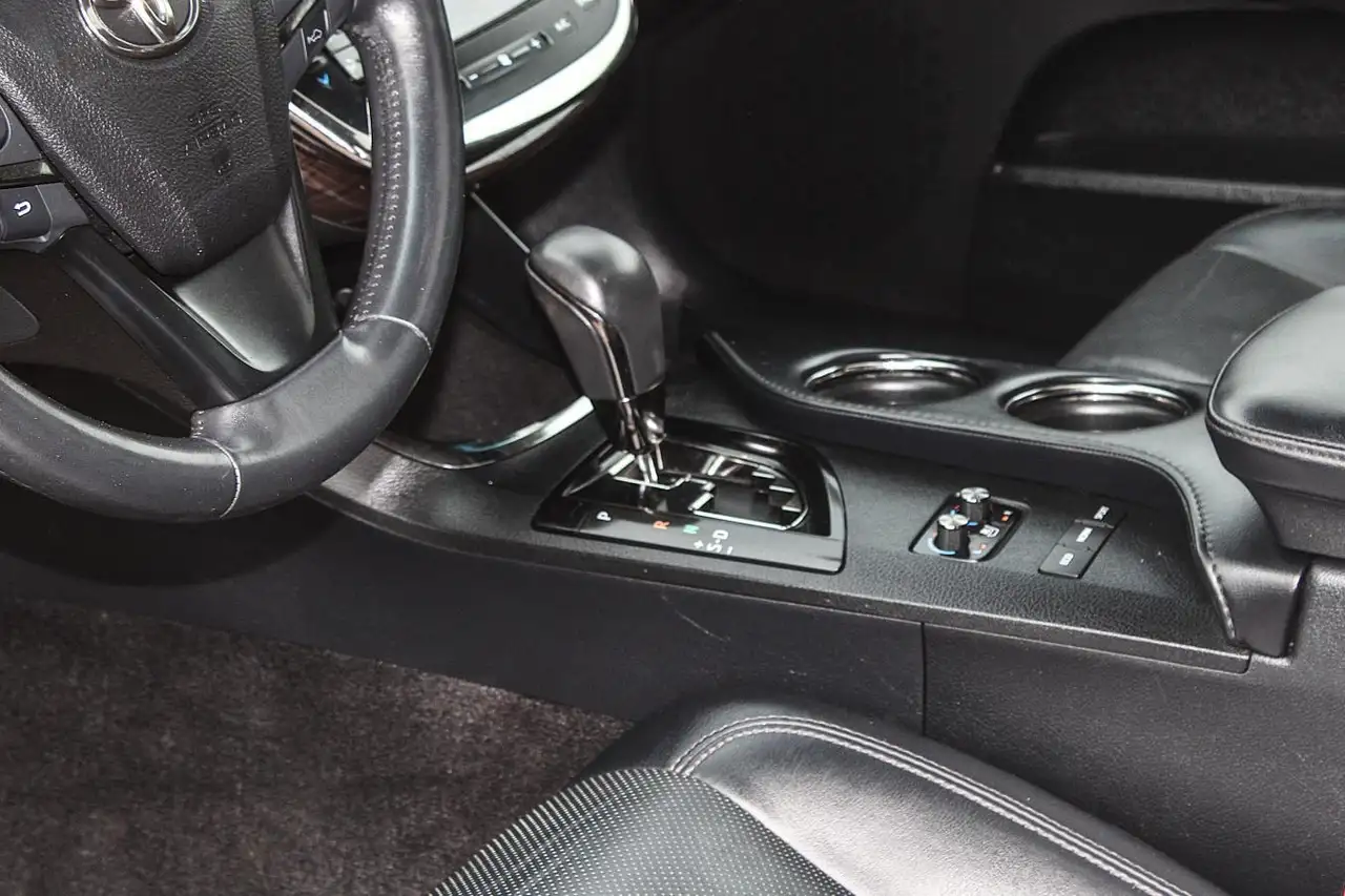 Toyota Avalon photo Toyota Avalon