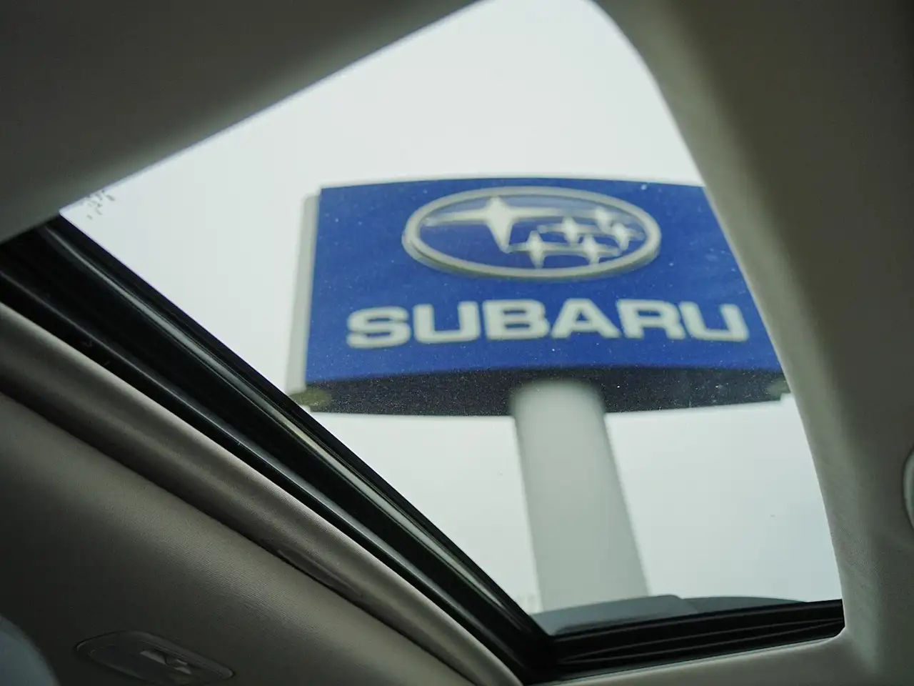 Subaru OUTBACK photo Subaru OUTBACK