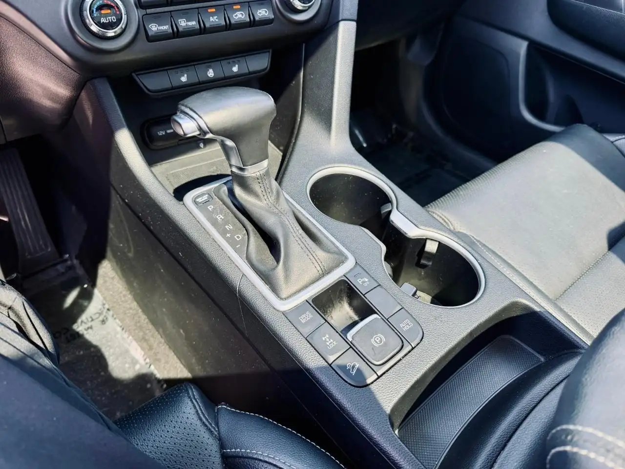 Kia Sportage снимка Kia Sportage