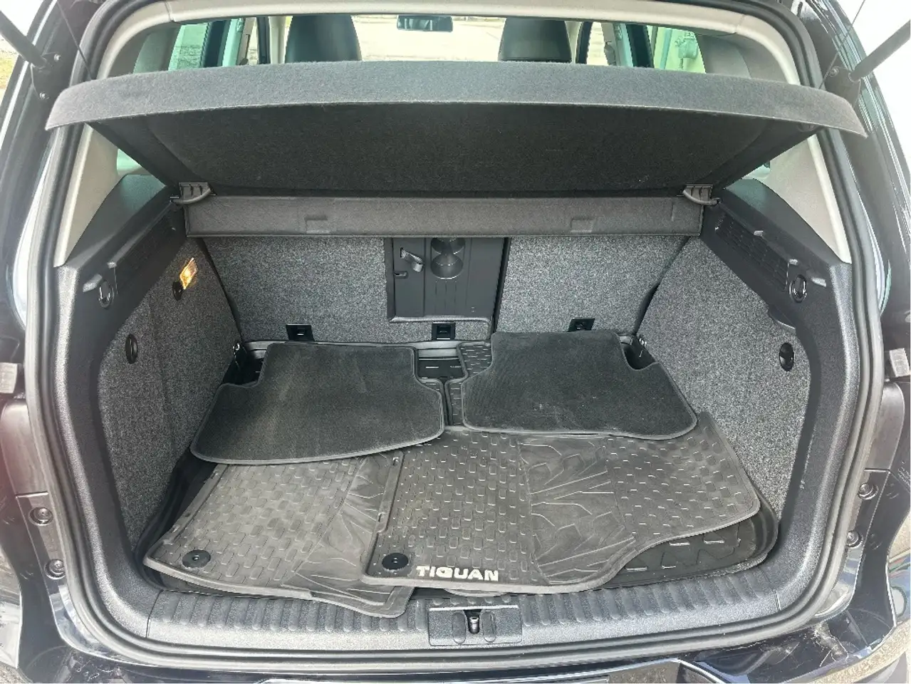 Volkswagen Tiguan снимка Volkswagen Tiguan