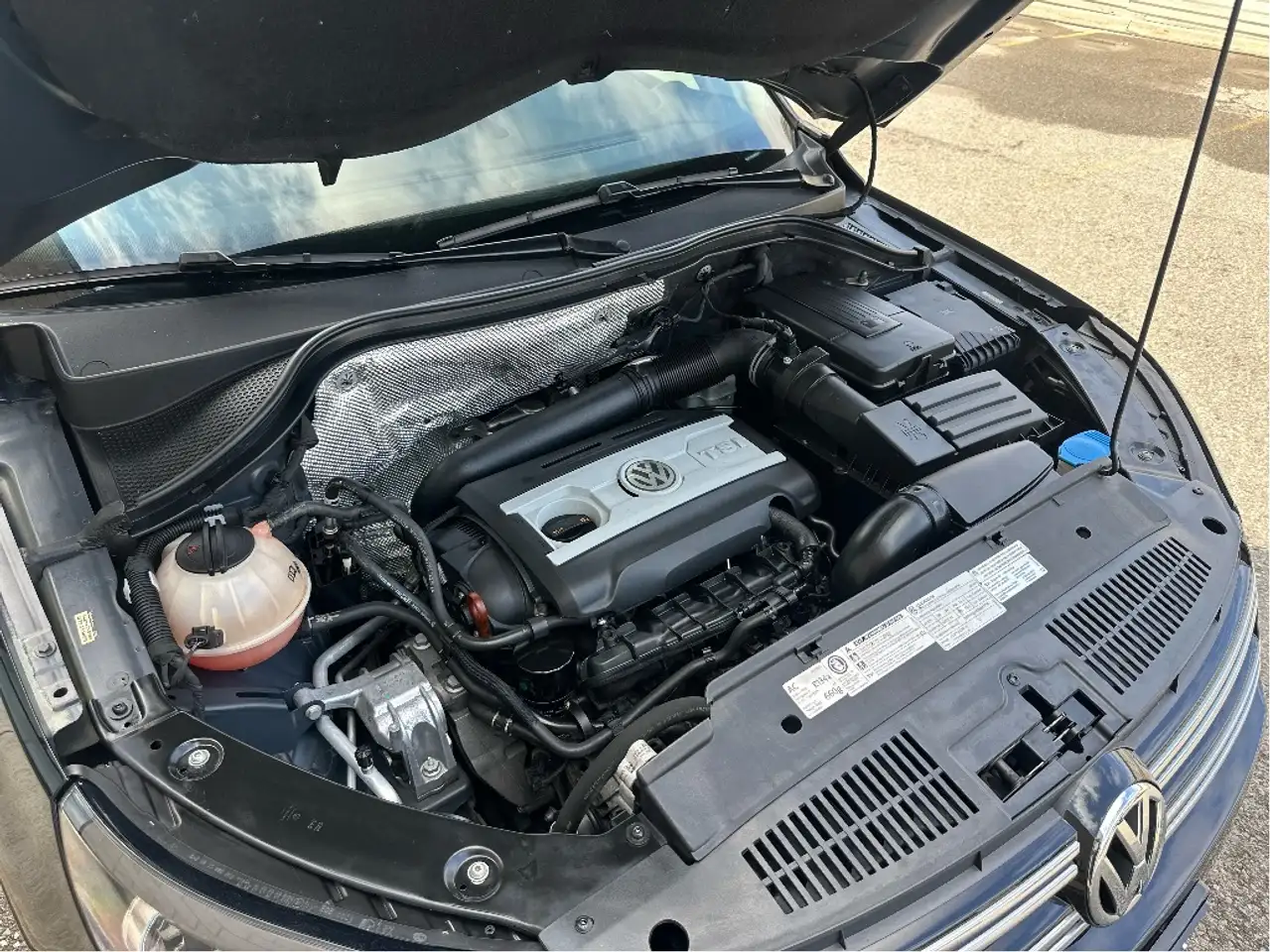 Volkswagen Tiguan снимка Volkswagen Tiguan