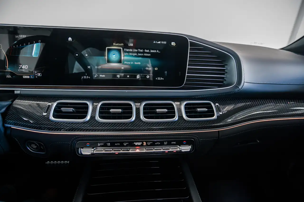 Mercedes-Benz GLE снимка Mercedes-Benz GLE