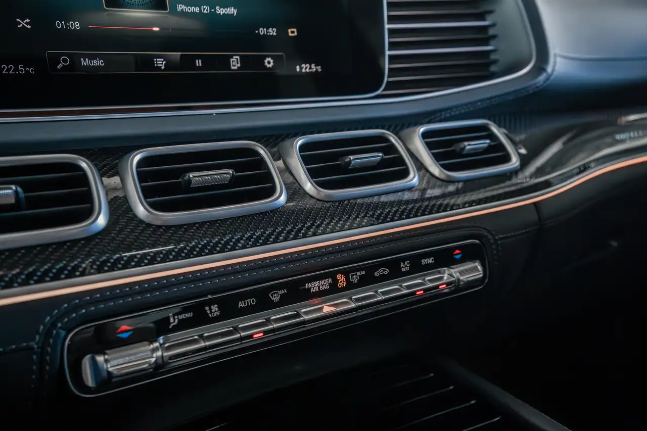 Mercedes-Benz GLE снимка Mercedes-Benz GLE
