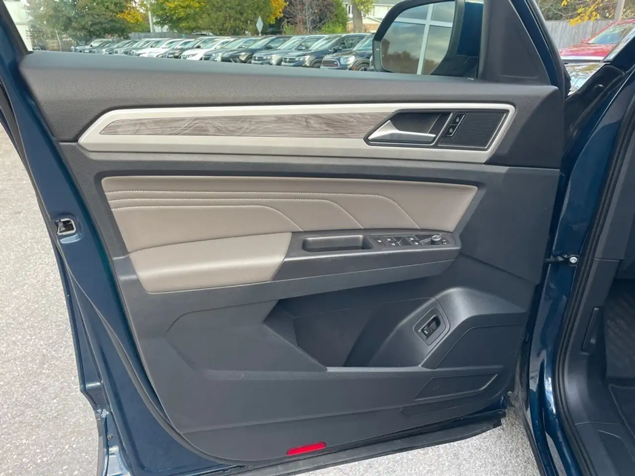 Volkswagen Atlas снимка Volkswagen Atlas
