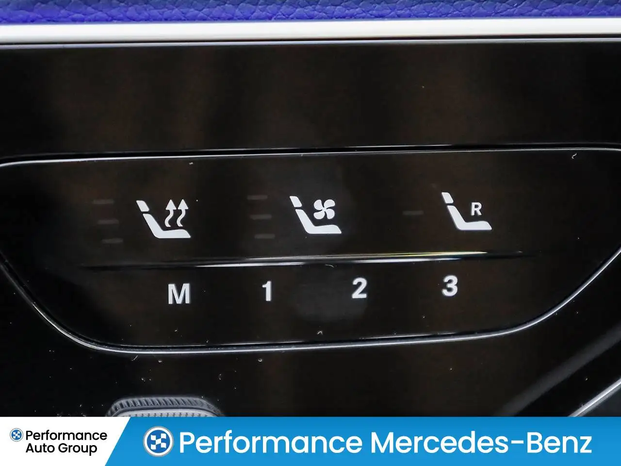 Mercedes-Benz S-Class снимка Mercedes-Benz S-Class