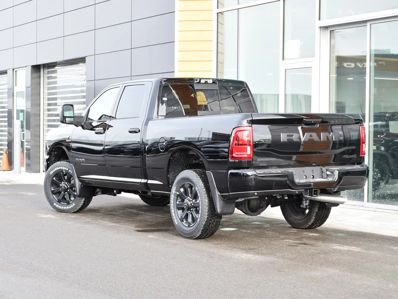 RAM 3500 снимка RAM 3500