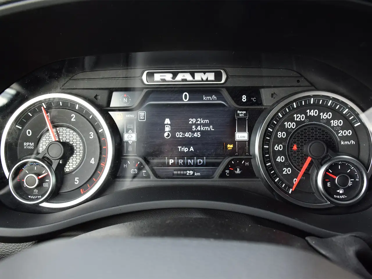 RAM 3500 снимка RAM 3500