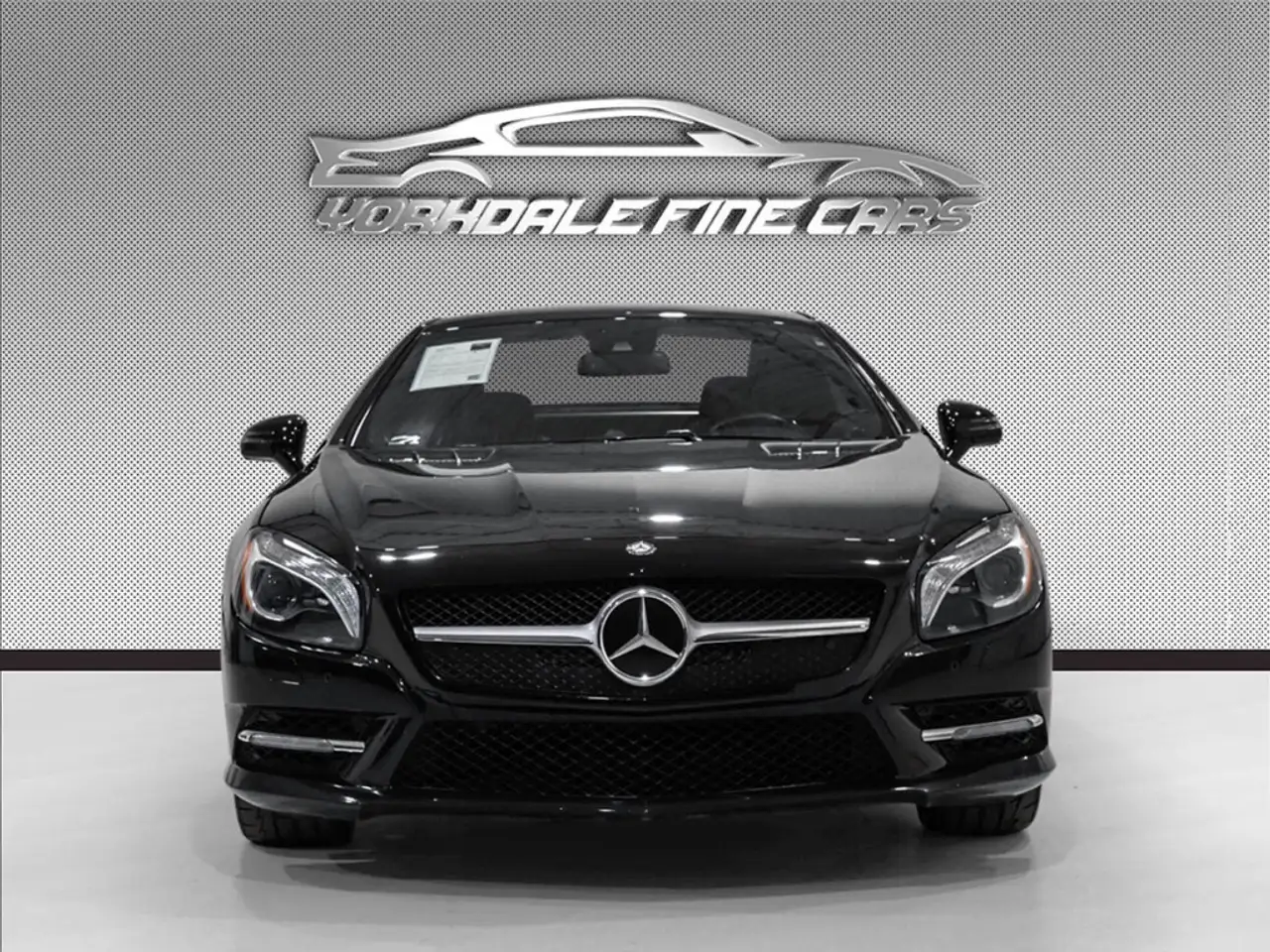 Mercedes-Benz SL снимка Mercedes-Benz SL