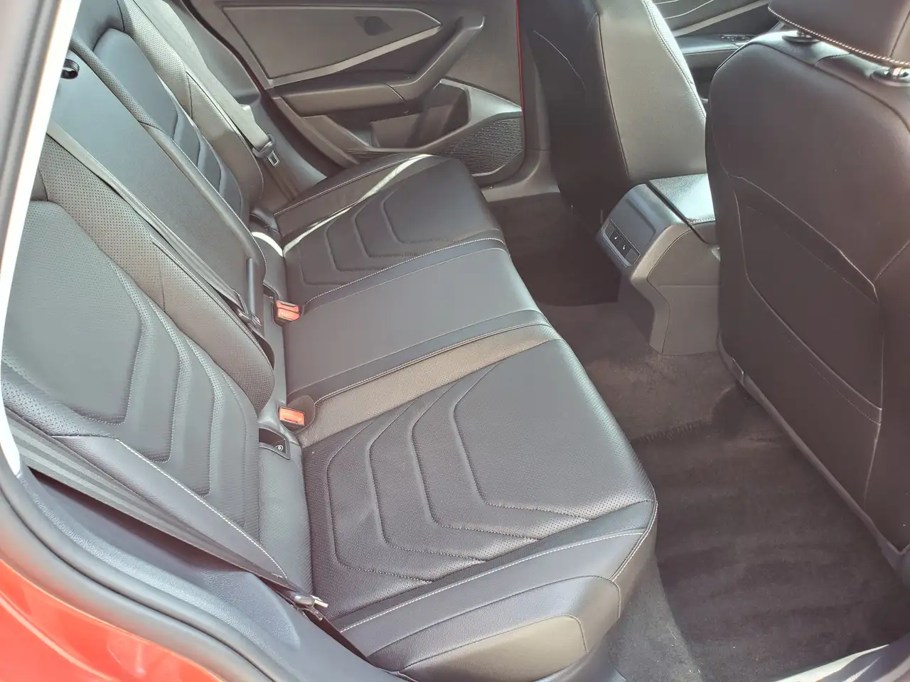 Volkswagen Jetta снимка Volkswagen Jetta