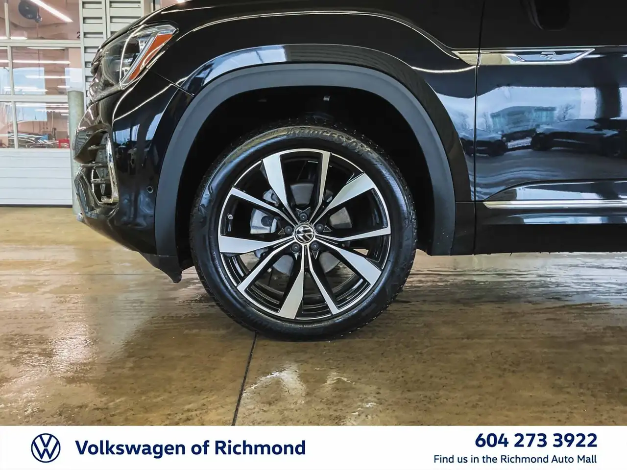 Volkswagen Atlas photo Volkswagen Atlas