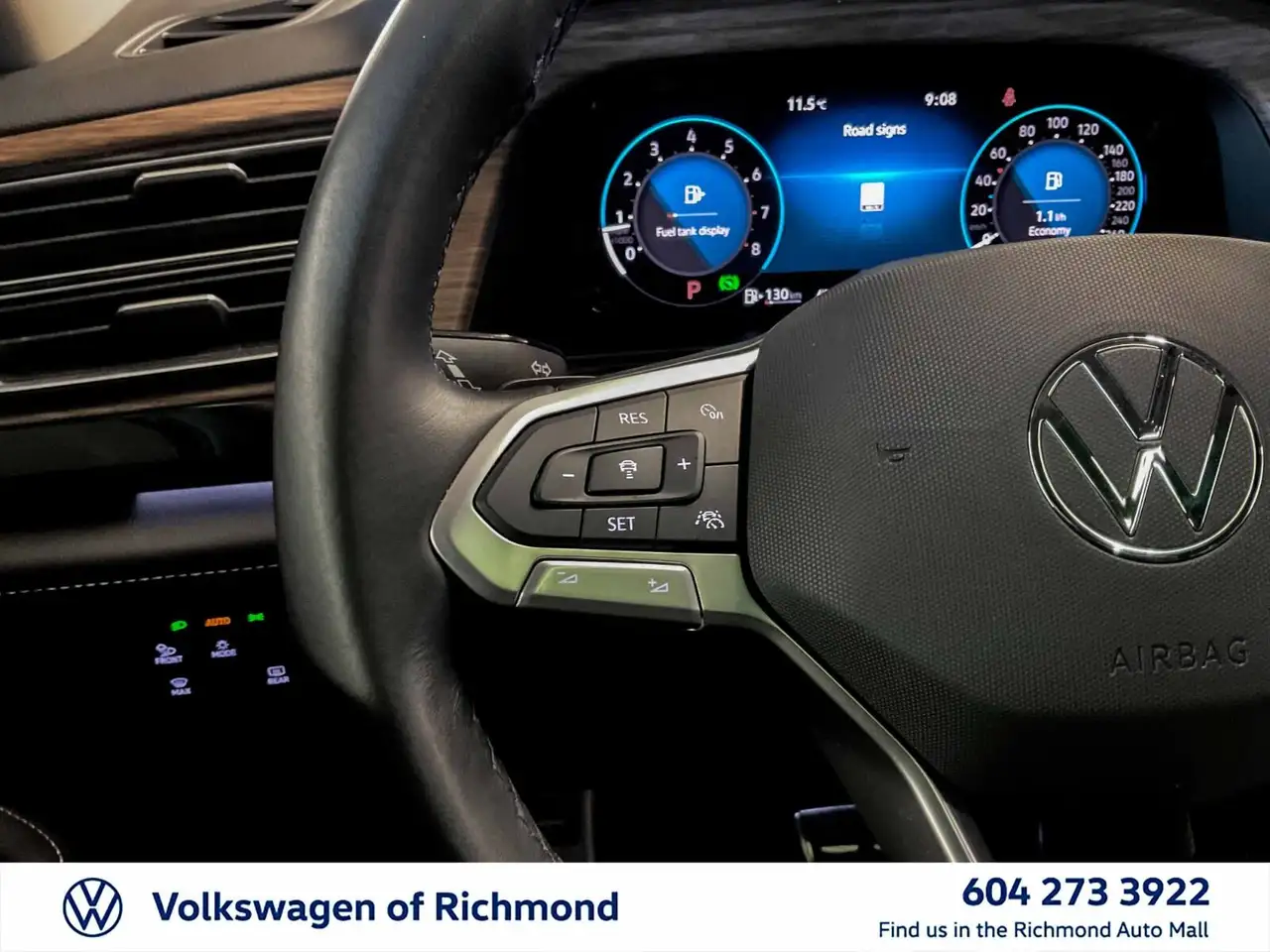 Volkswagen Atlas photo Volkswagen Atlas